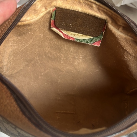 Gucci Pouch - Picture 10 of 11